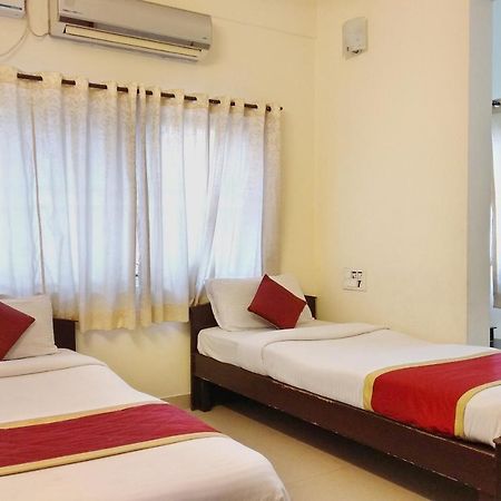 Super Oyo Capital O Premium Hotel Victoria Heights Near Sri Someshwara Swami Temple Bangalore Exterior photo